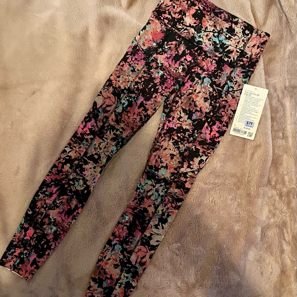 NWT Lululemon Fast and Free HR Tight 25” Size 4